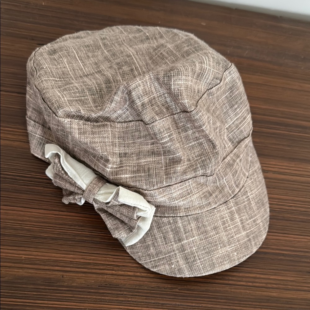 Stylish Tan Women's Hat with Bow Accent